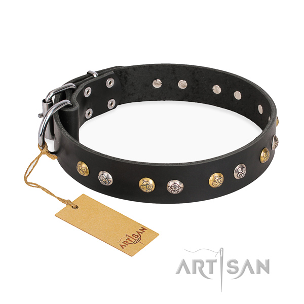 Easy wearing stylish dog collar with rust-proof traditional buckle