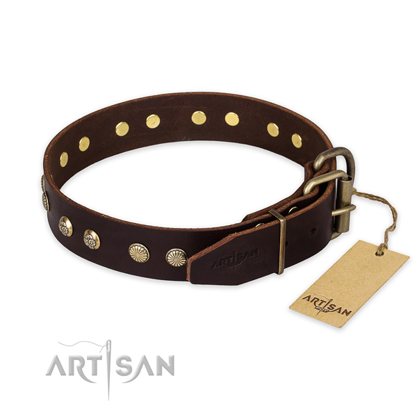 Reliable D-ring on full grain leather collar for your stylish dog